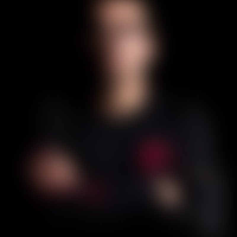 Deliberately blurred portrait: this guest has not been announced yet.