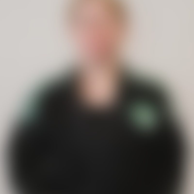 Deliberately blurred portrait: this guest has not been announced yet.